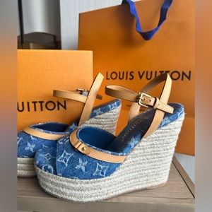 NEW LOUIS VUITTON DENIM Helios Wedge Sandal 💙 COMING SOON!